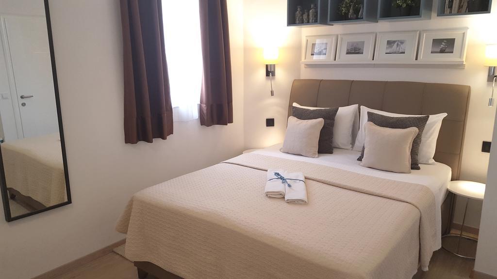 Blue Star Apartments Дубровник Екстериор снимка